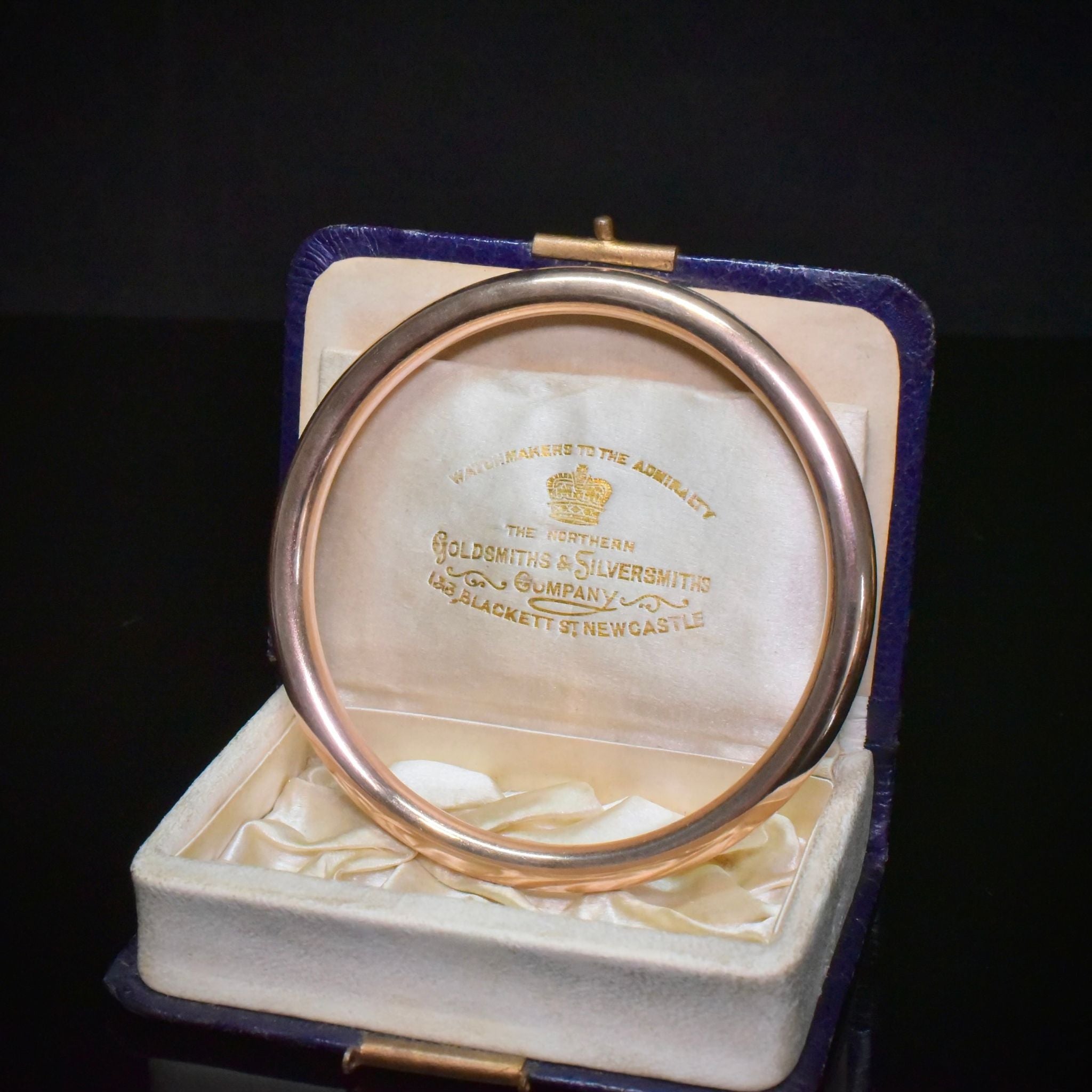 Contemporary 9ct Rose Gold ‘Golf’ / ‘Nellie Stewart’ Bangle