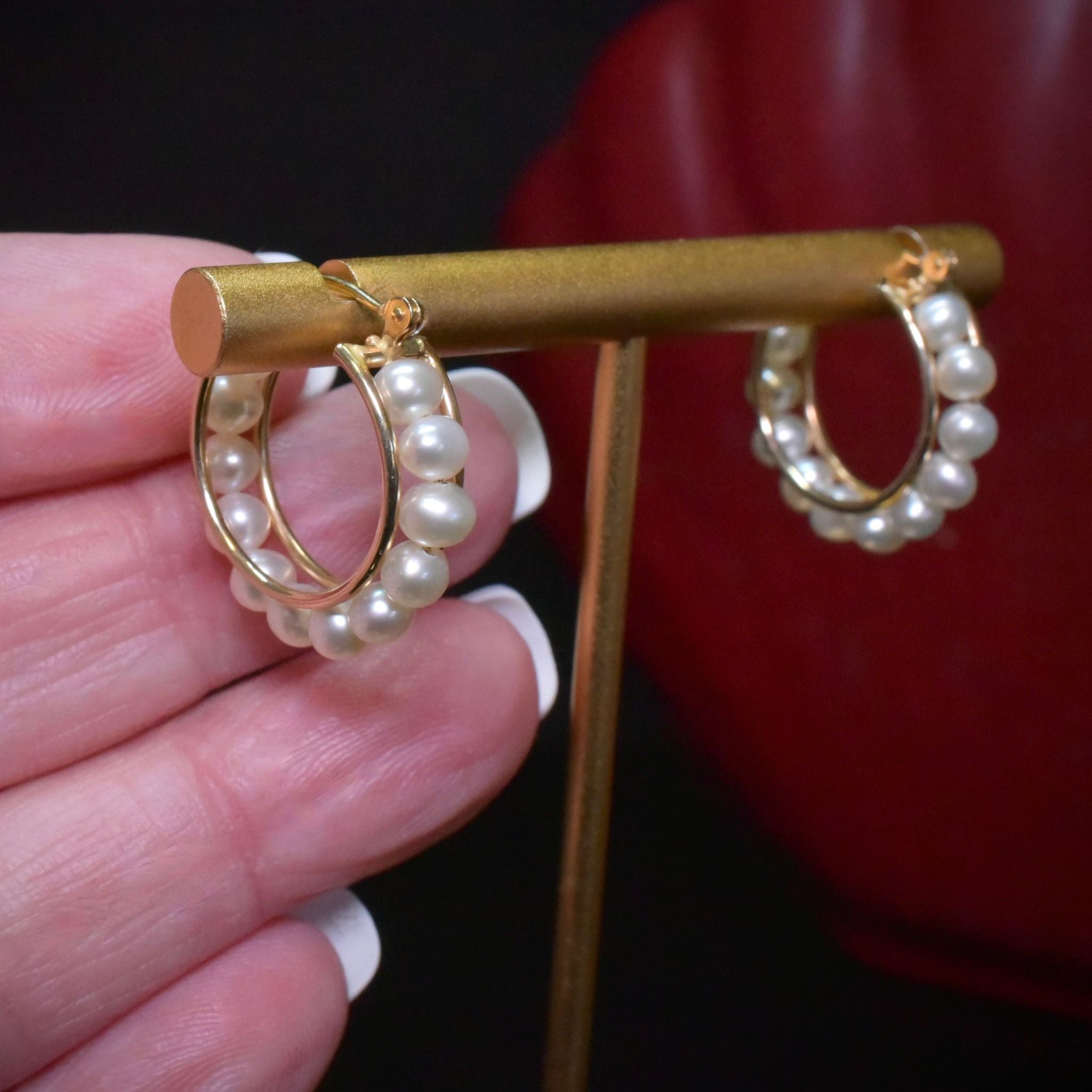 Modern 14ct Yellow Gold Cultured Pearl Hoop Earrings