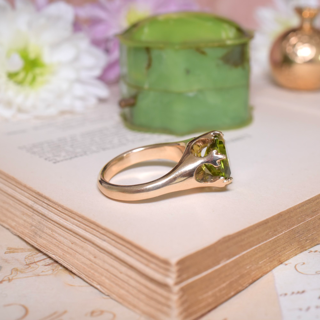 Modern 9ct Yellow Gold Peridot Solitaire Ring - 10 Grams