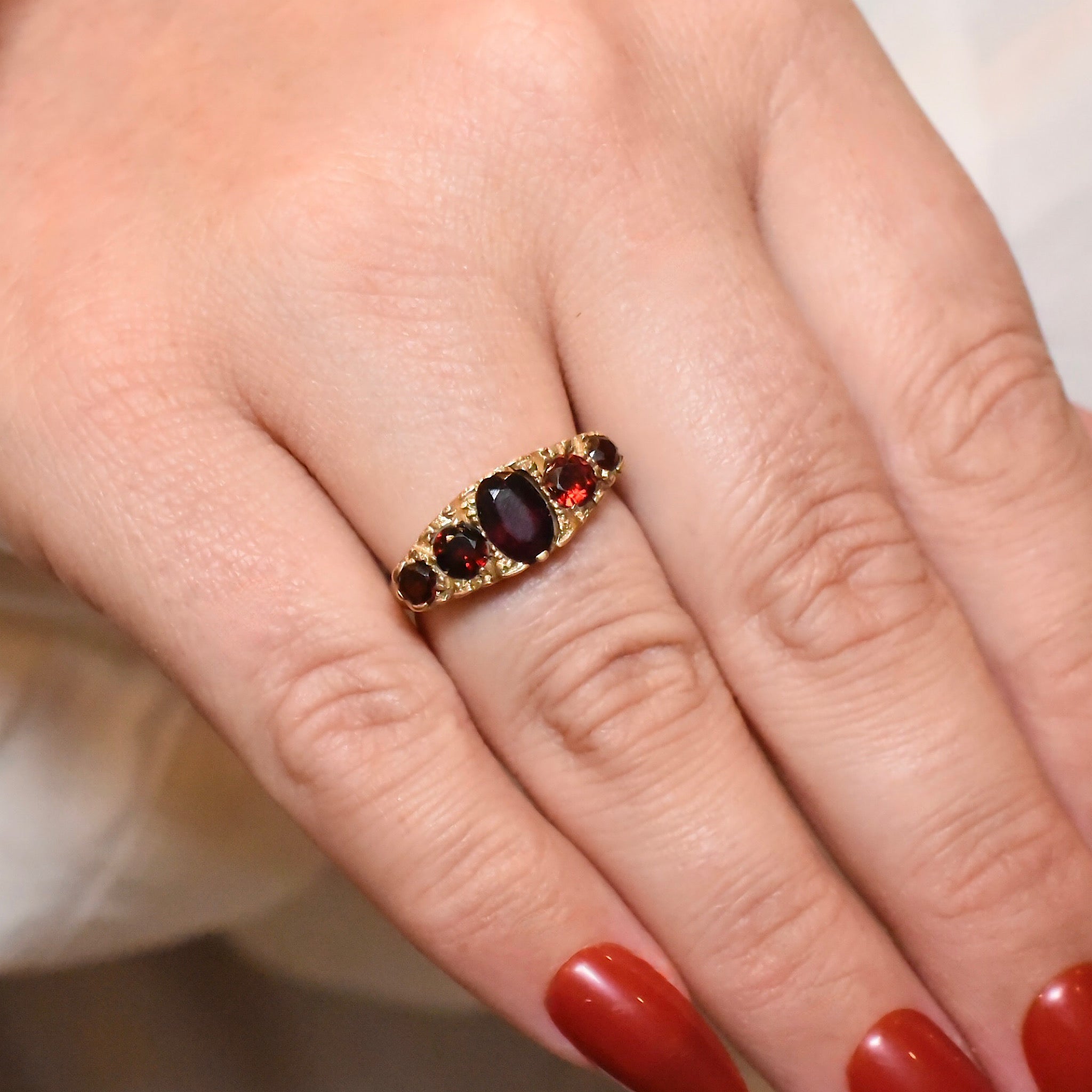 Vintage ‘Antique Style’ 9ct Yellow Gold Garnet Bridge Ring - Circa 1970’s