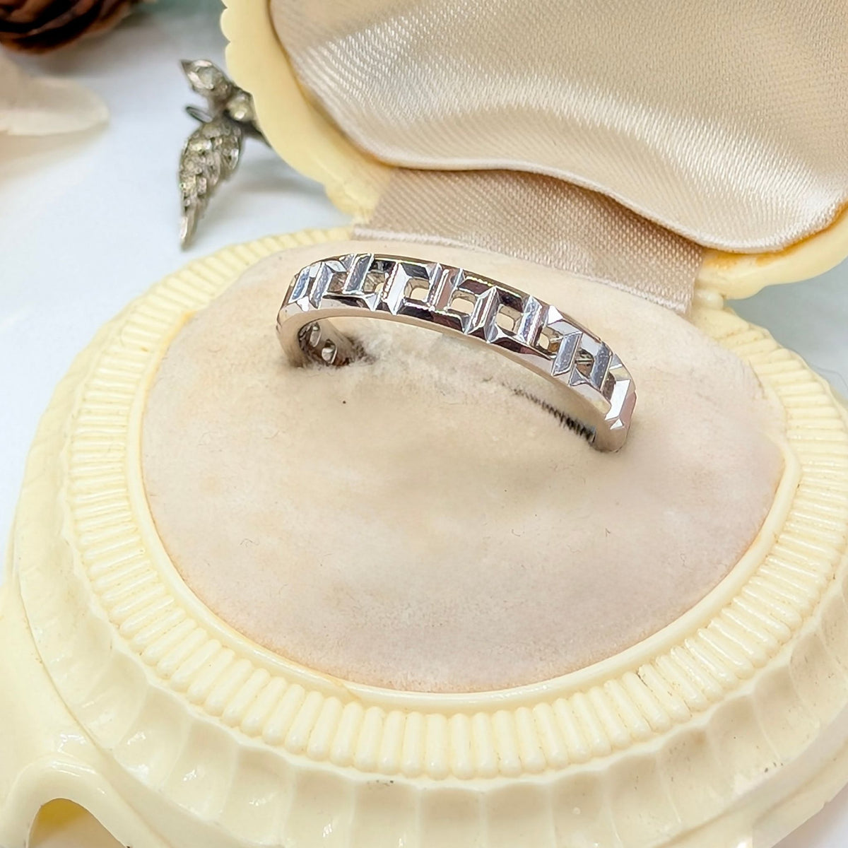 Contemporary 18ct White Gold Tiffany & Co. ‘Tiffany T True Narrow’ Ring Complete With Pouch, Signature Tiffany Blue Paper Bag And 2024 Receipt RRP $2900.00 AUD