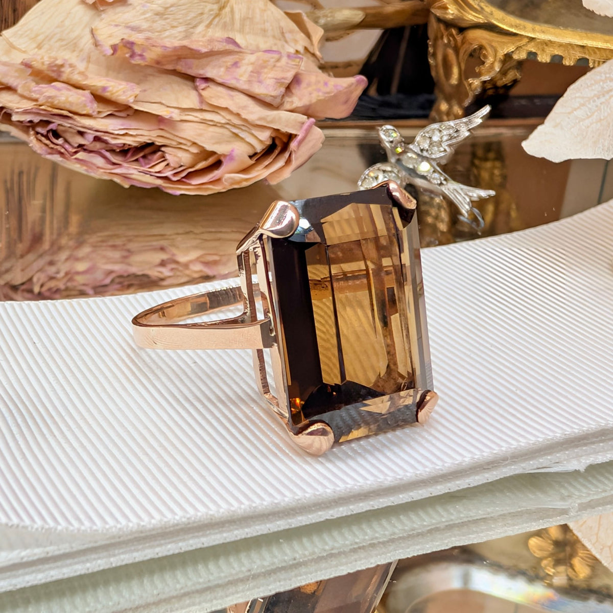 Stunning Contemporary 18ct Rose Gold 18.0 carat Smoky Quartz Ring