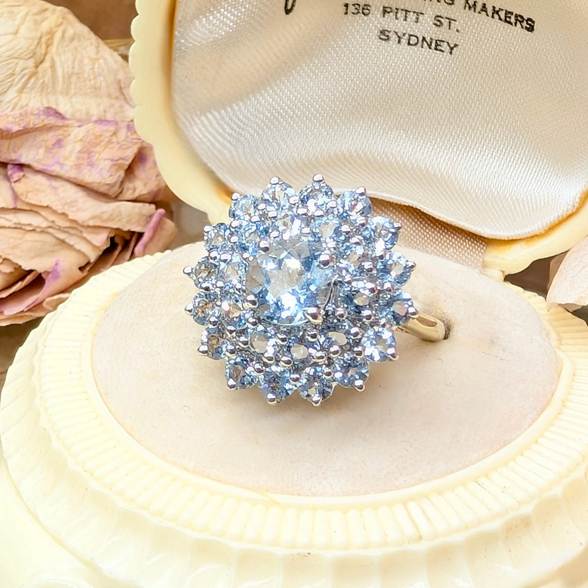 Contemporary 9ct Yellow Gold Goshenite Daisy Cluster Ring — Birmingham 2004