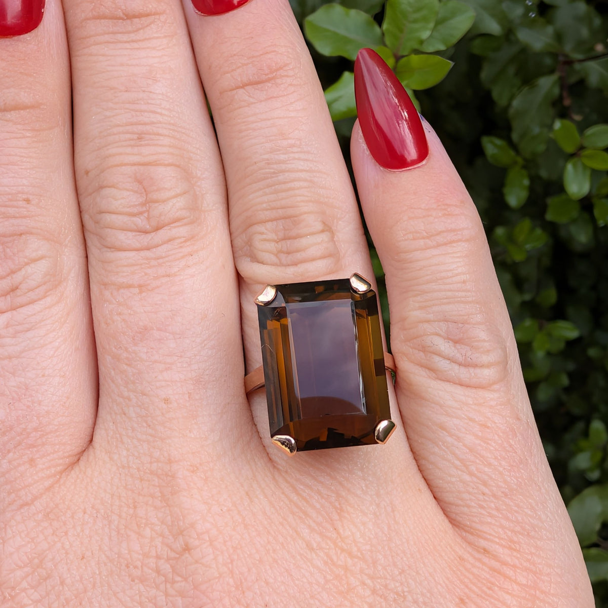 Stunning Contemporary 18ct Rose Gold 18.0 carat Smoky Quartz Ring