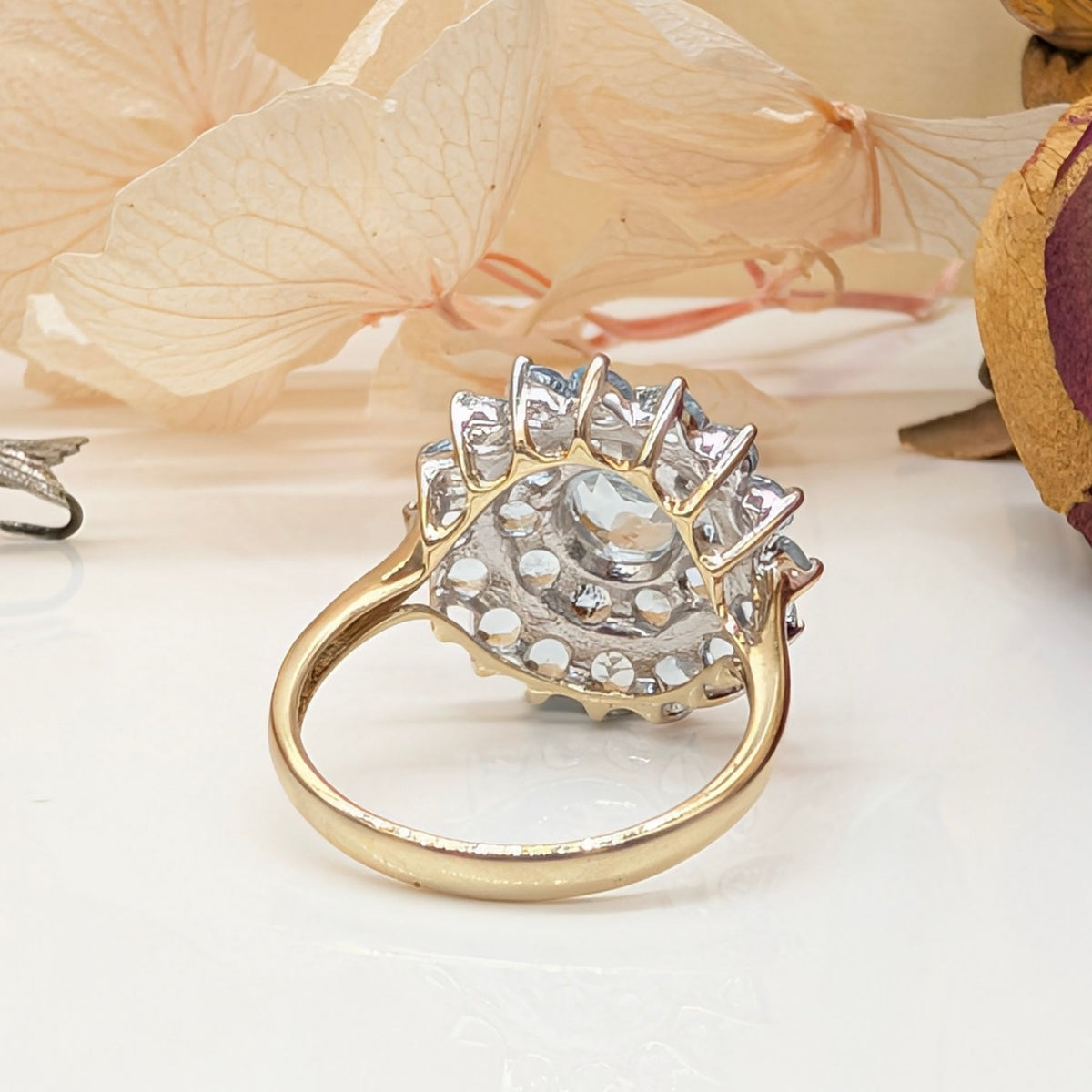 Contemporary 9ct Yellow Gold Goshenite Daisy Cluster Ring — Birmingham 2004