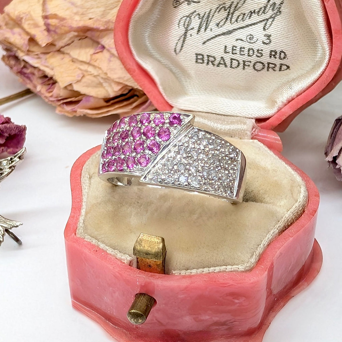 Fabulous 9ct White Gold Pink Sapphire And Diamond Ring