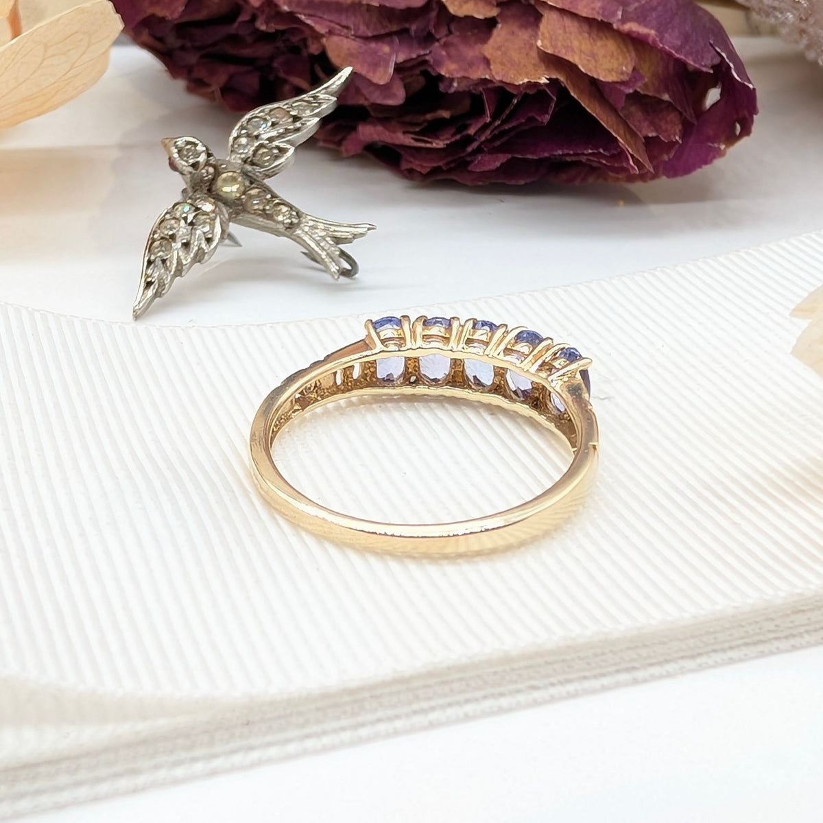 Gorgeous Contemporary 9ct Yellow Gold Tanzanite Half Hoop Ring