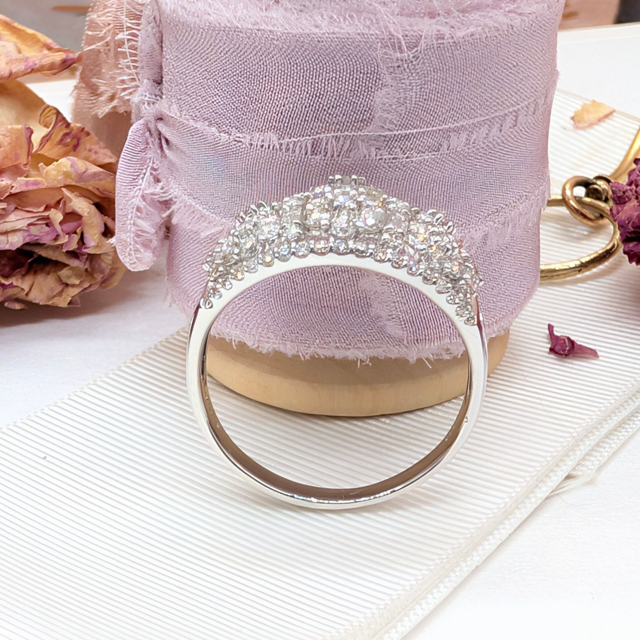 Superb Platinum Diamond Multi Daisy Ring – 2.00ct TDW Complete With An Independent Gemmological Valuation For $11,193 AUD