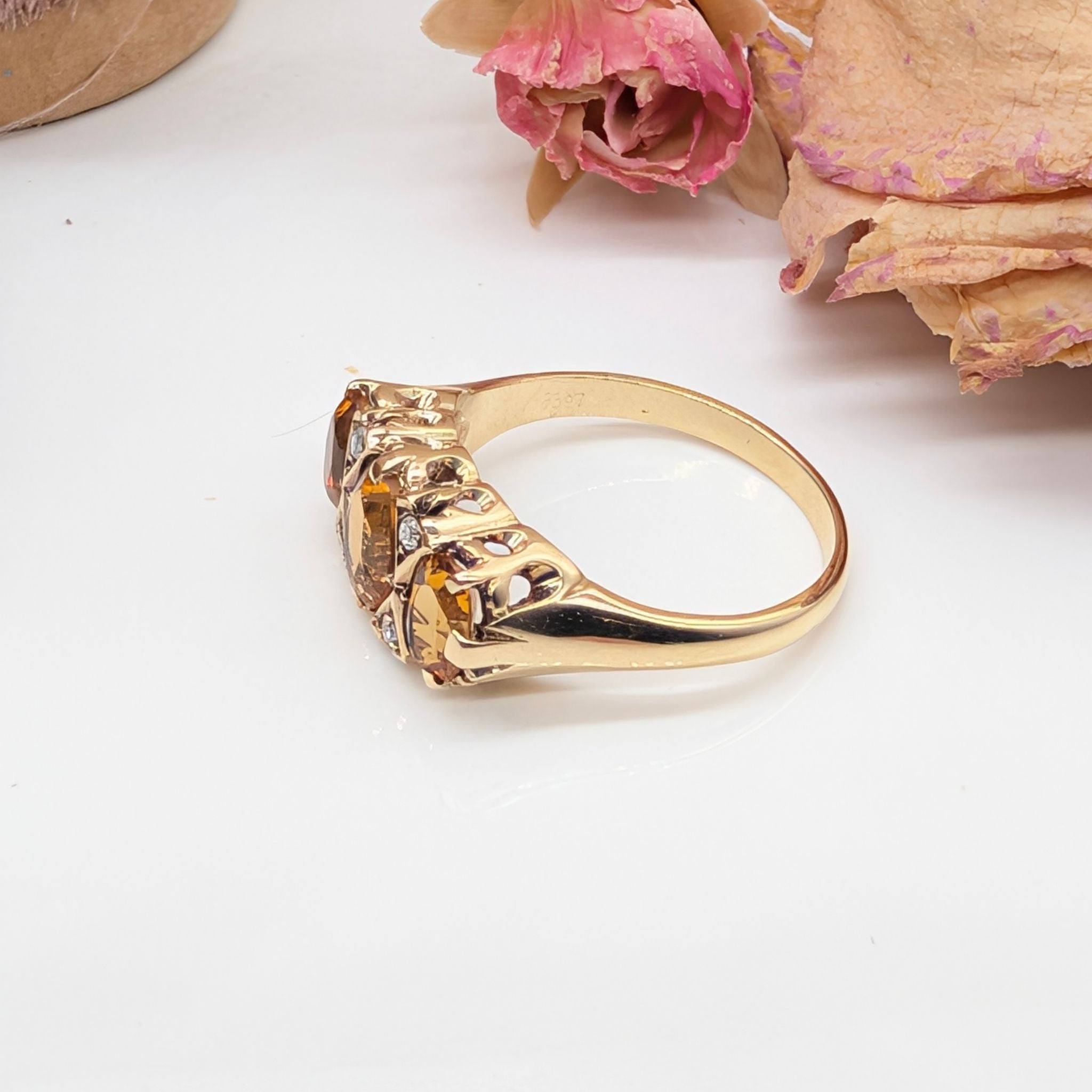Vintage 9ct Yellow Gold ‘Antique Style’ Citrine And Diamond Trilogy Ring- Birmingham 1991