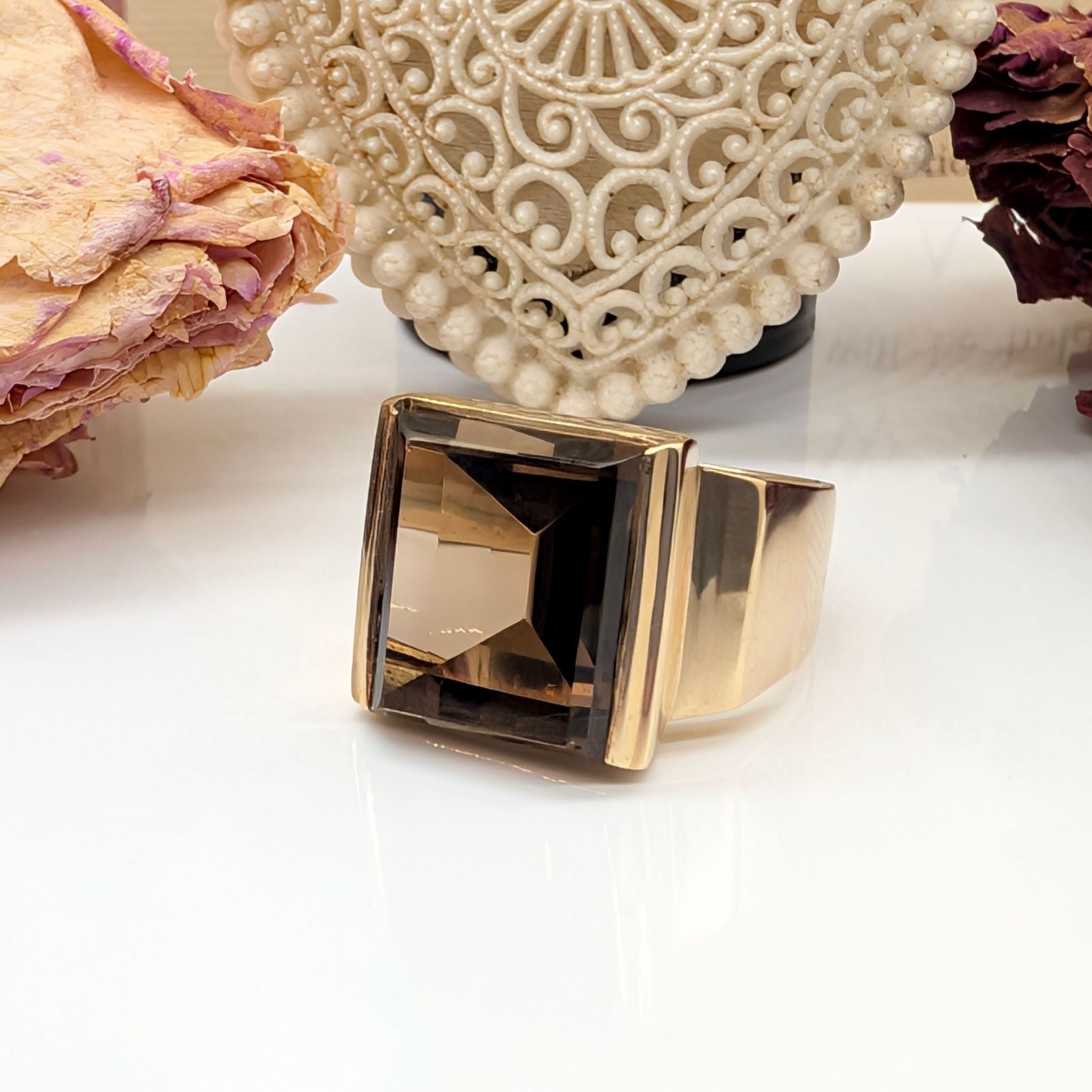 Fabulous Vintage Retro Style 9ct Yellow Gold Square-cut Smokey Quartz Ring