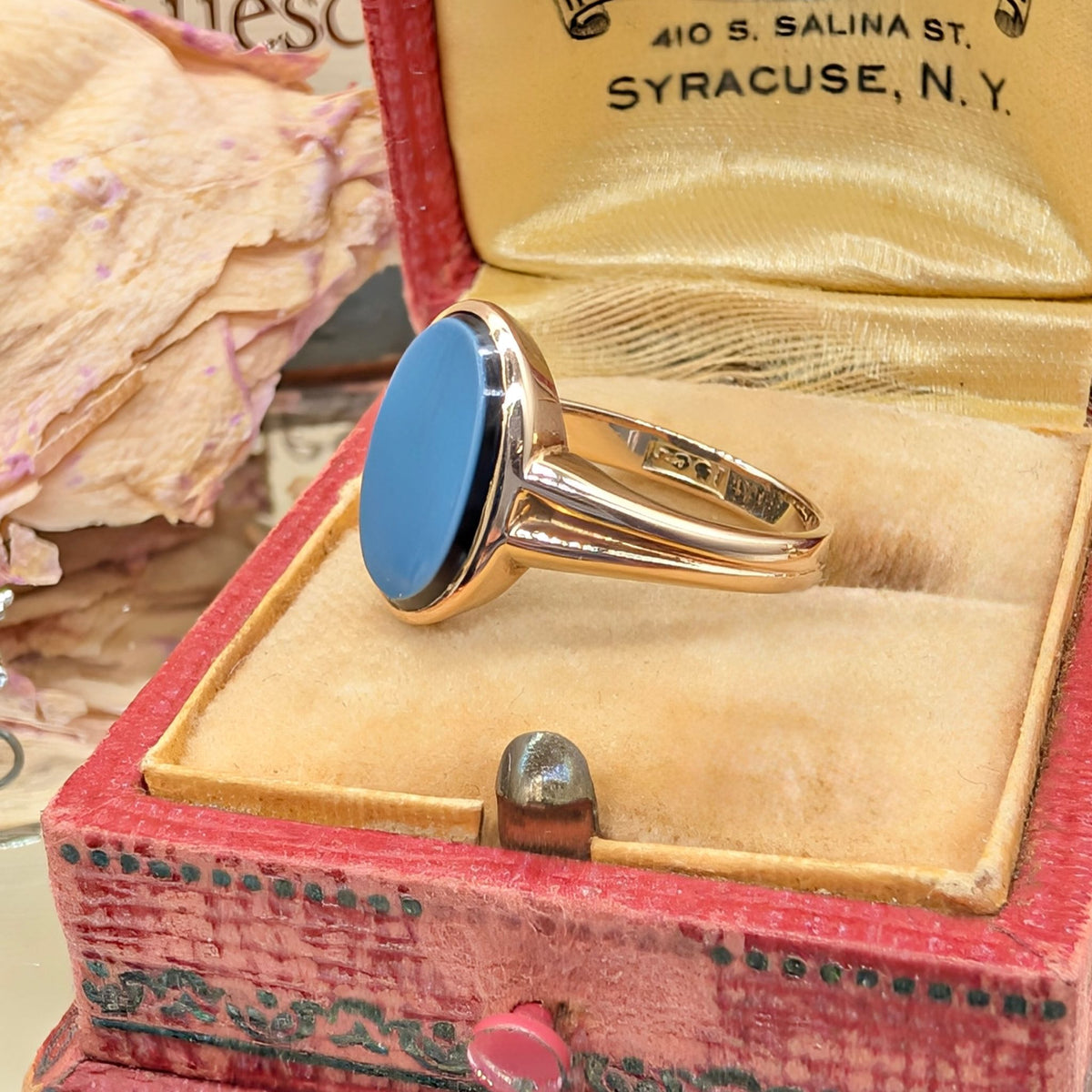 Lovely Antique Edwardian 15ct Yellow Gold Sardonyx Signet Ring Circa 1910-15