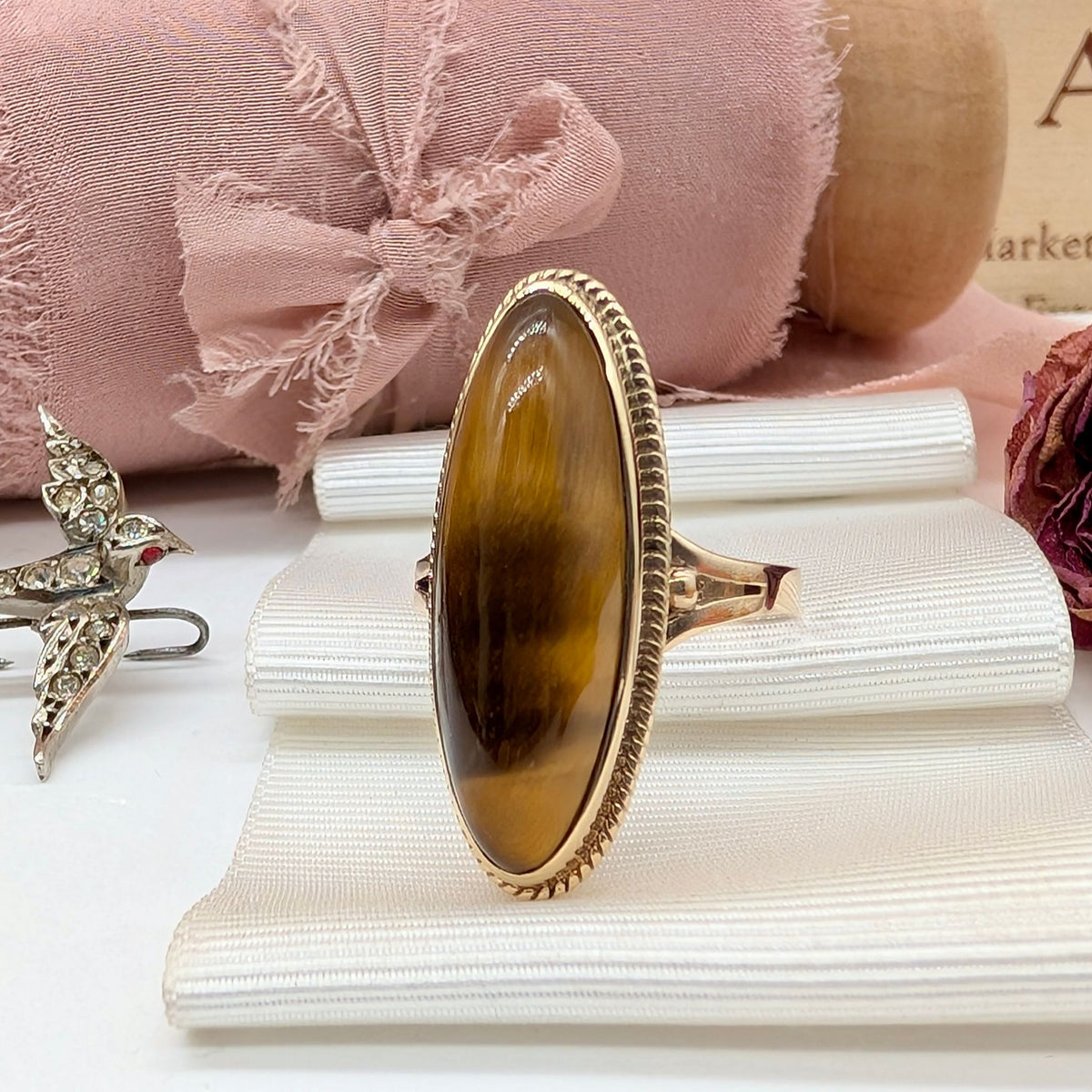 Vintage 9ct Yellow Gold Tiger Eye Ring