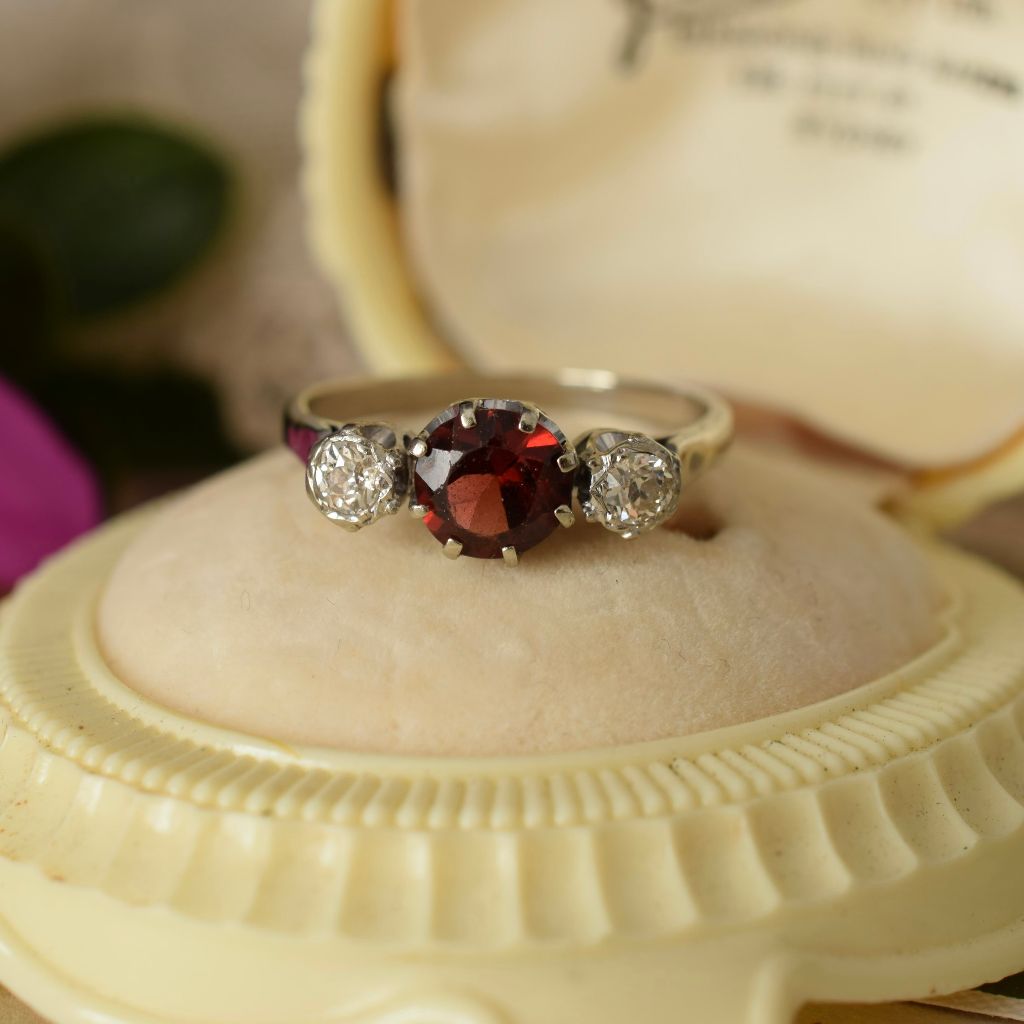 Antique/Vintage 18ct White Gold Garnet And Diamond Trilogy Ring