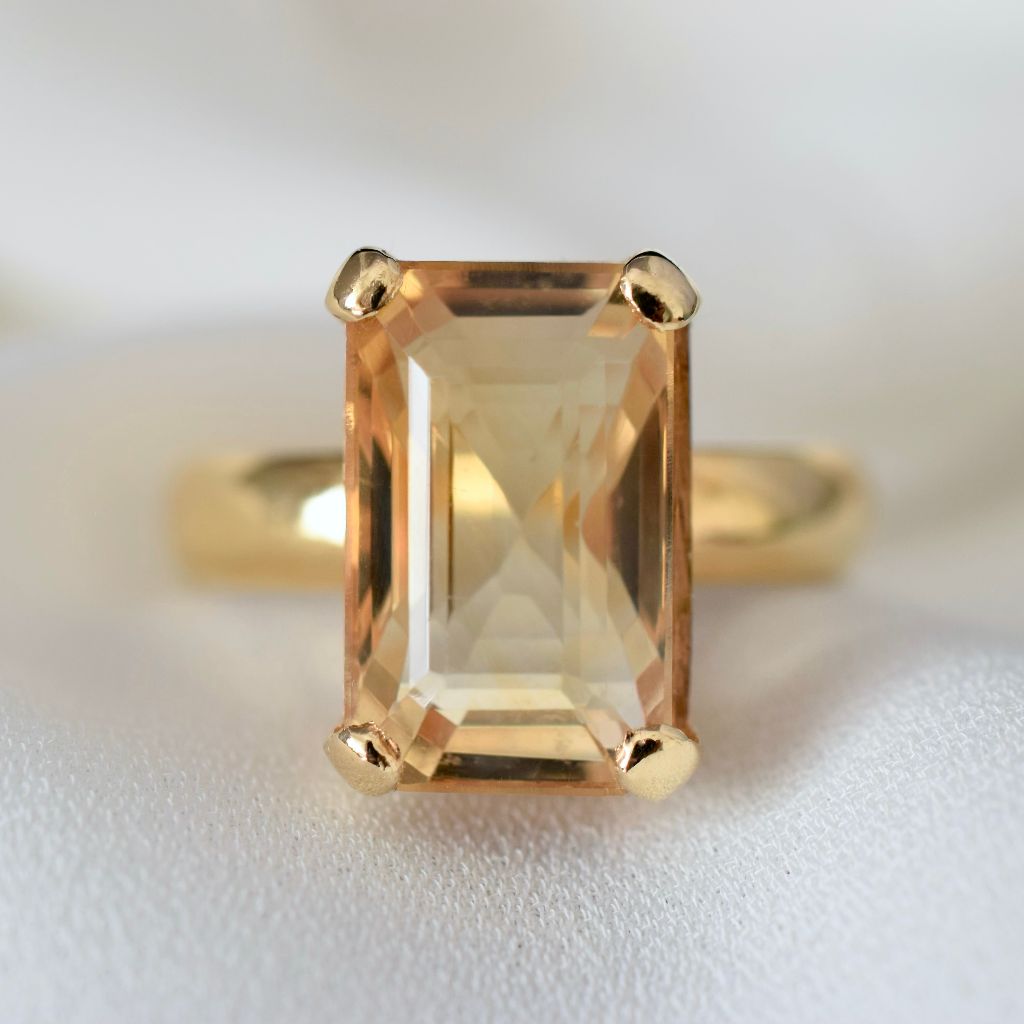 Modern 18ct Yellow Gold Emerald-Cut Citrine Ring