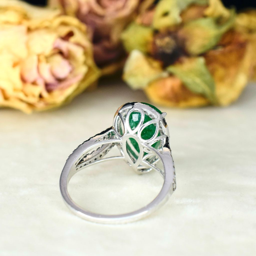 Modern 14ct White Gold Pear-Shape Emerald And Diamond Ring Independent Insurance/Retail Replacement Valuation Included For $8,250 AUD