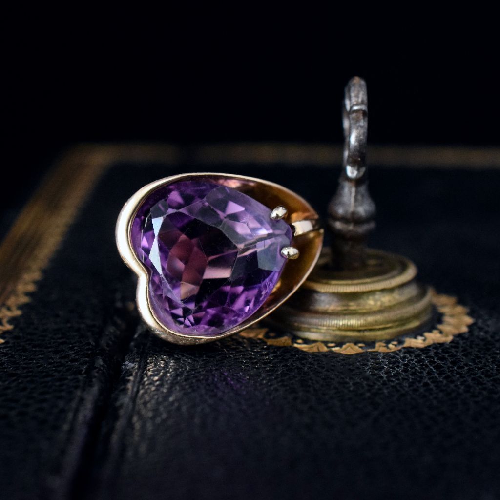 Vintage 14ct Gold Carved Amethyst Heart Ring 17.4 Grams