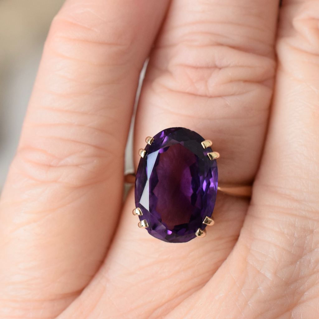 Vintage 9ct Yellow Gold Oval Amethyst Solitaire Ring