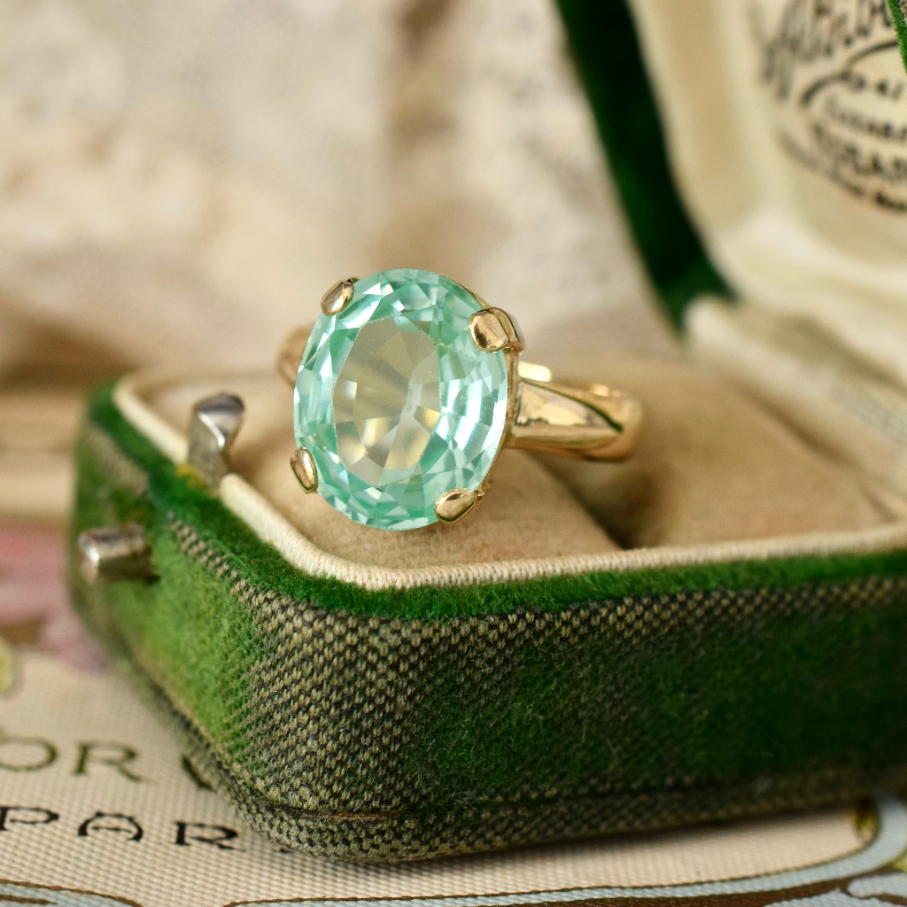 Vintage 9ct Yellow Gold Faceted Oval ‘Uranium’ Glass Ring