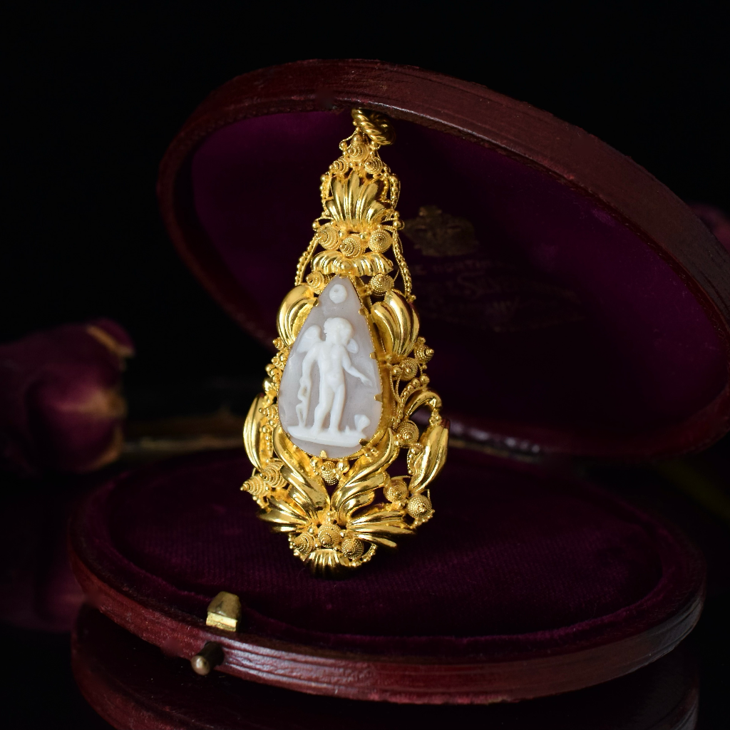 Antique Mid-Victorian 21ct Yellow Gold And Cameo Pendant Circa 1860