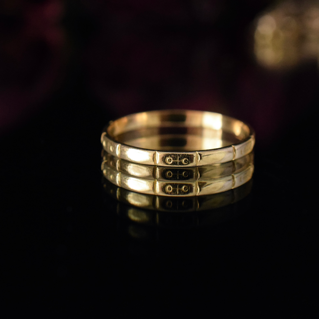 Vintage Australian 18ct Yellow Gold Patterned Wedding Ring Circa 1950’s