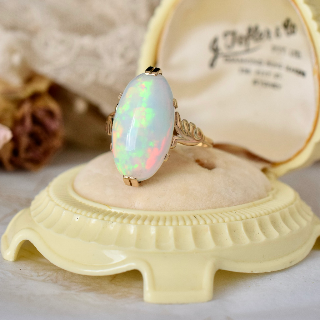 Vintage 9ct Yellow Gold Ring With Modern 5.5ct Ethiopian Opal
