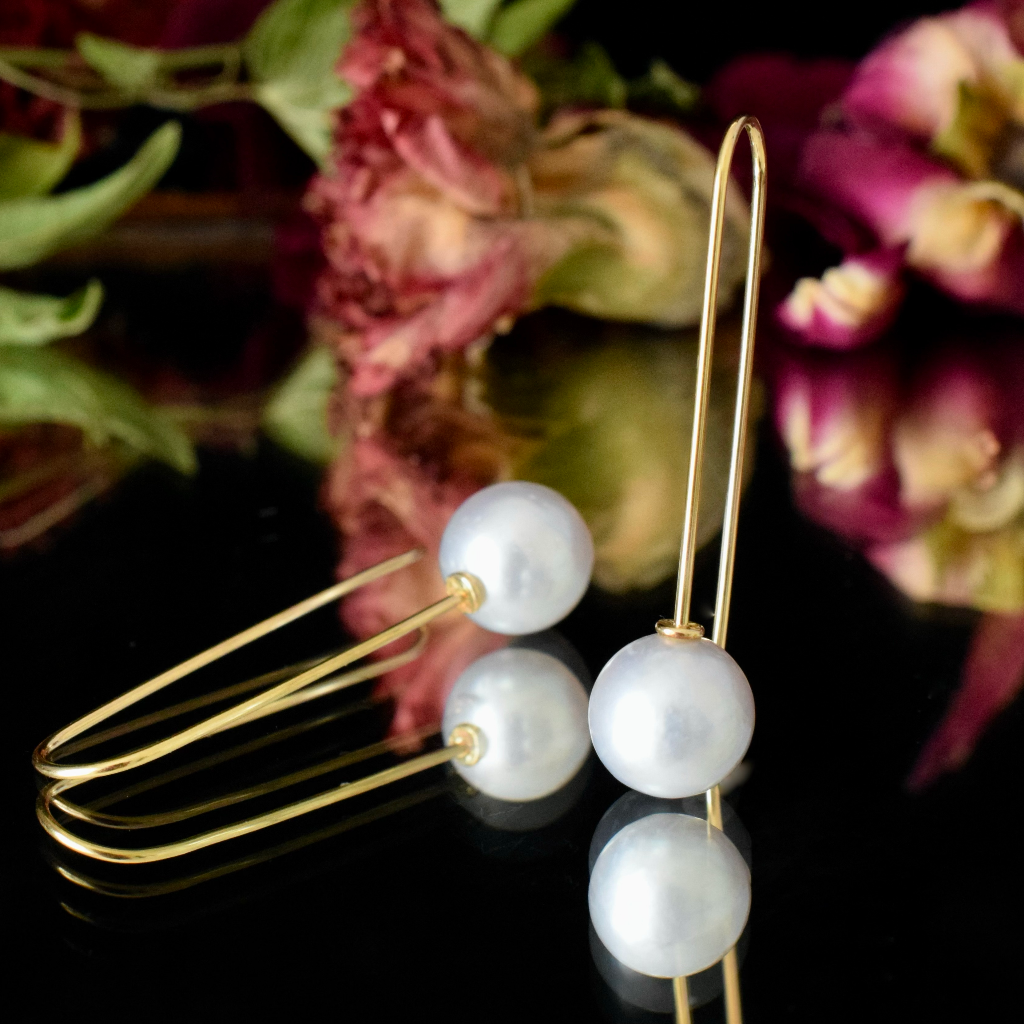 Modern 18ct Yellow Gold South Sea Pearl Drop Earrings