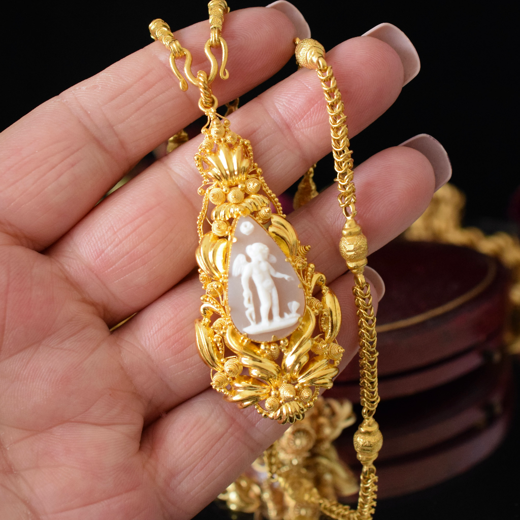 Antique Mid-Victorian 21ct Yellow Gold And Cameo Pendant Circa 1860