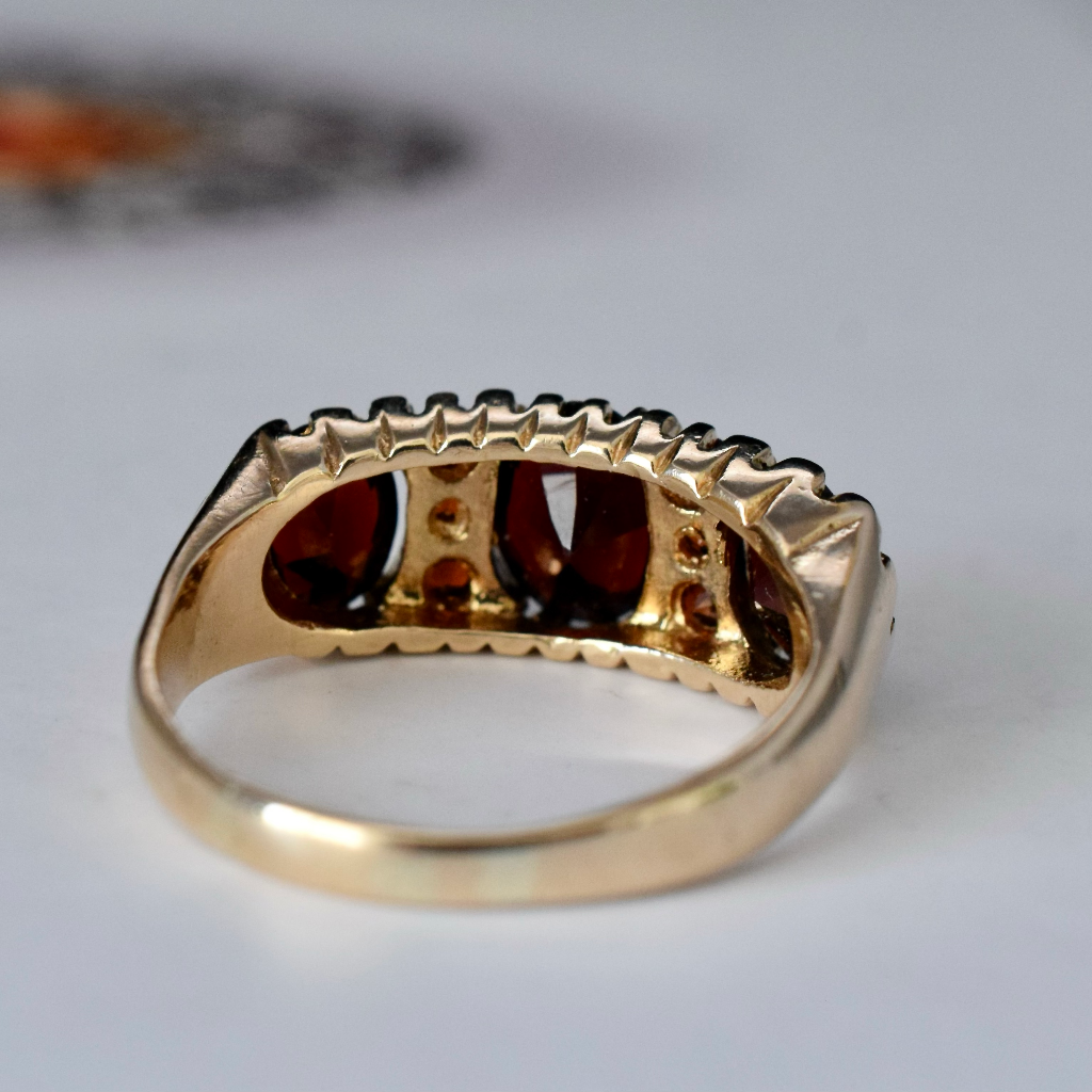 Vintage 9ct Rose Gold Garnet Trilogy Ring