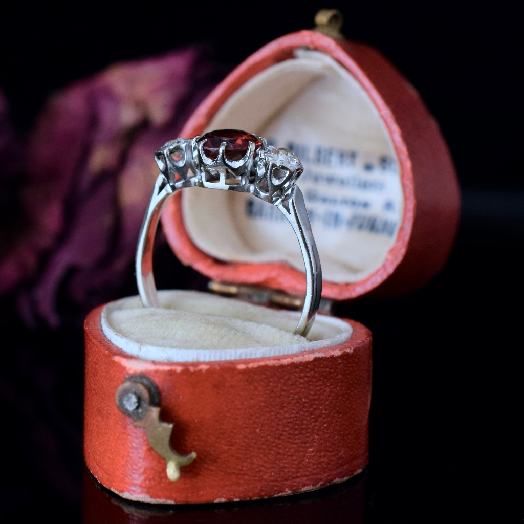 Antique/Vintage 18ct White Gold Garnet And Diamond Trilogy Ring
