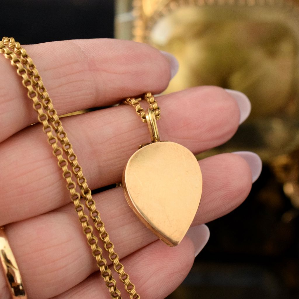 Antique Georgian 18ct Yellow Gold ‘Heart’ Shaped Locket Circa 1790