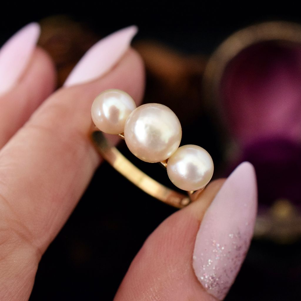 Vintage 14ct Yellow Gold Cultured Pearl Trilogy Ring