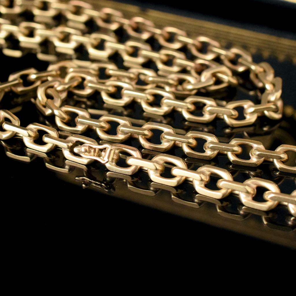 Modern 9ct Yellow Gold Oval Link (Anchor) Chain Necklace 69.4 Grams (Independent Valuation included with $14,000)