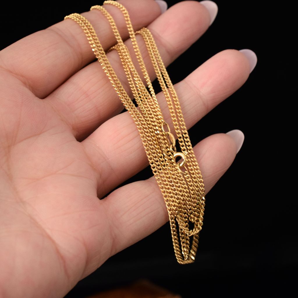 Modern 9ct Yellow Gold Flat Curblink Chain 82cm