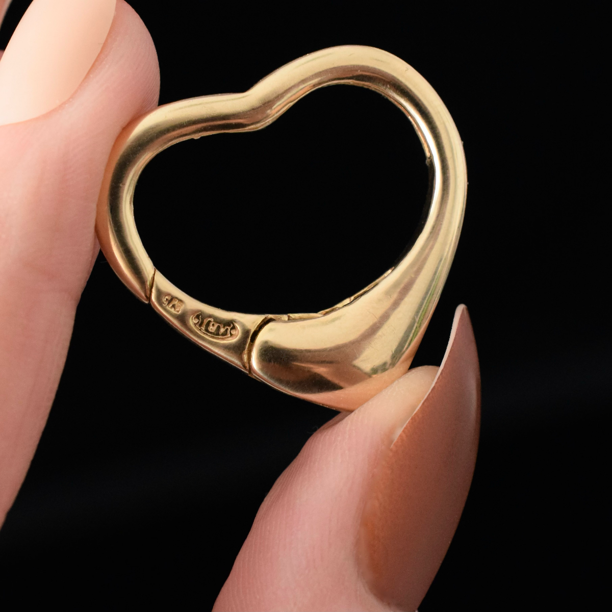 Modern Heavy Large 9ct Yellow Gold ‘Heart’ Connector Clasp 9 Grams