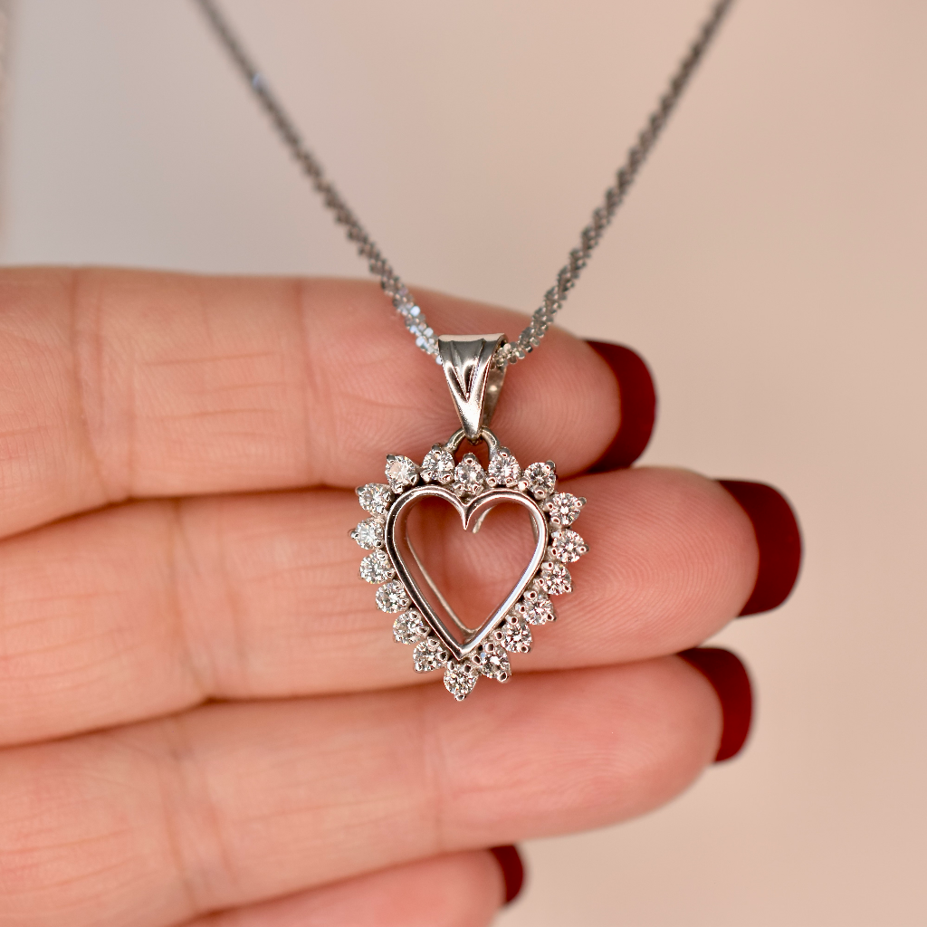 Modern 18ct White Gold Diamond ‘Heart’ 0.72ct With 9ct White Gold Chain