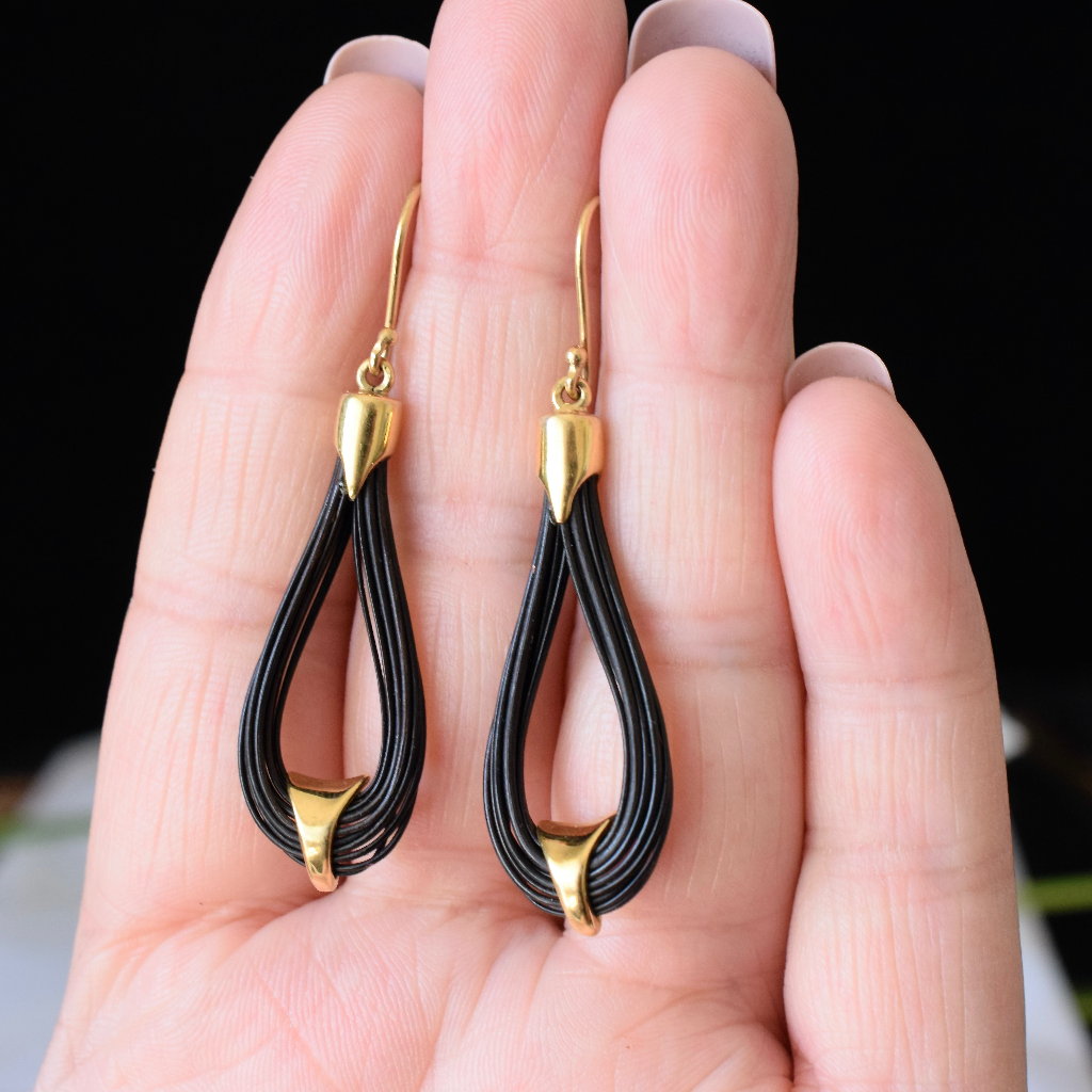 Vintage 9ct Gold Elephant Hair Drop Earrings