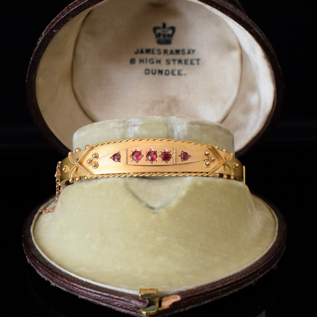 Antique Australian 9ct Rose Gold Garnet-Topped Doublet Bangle By Robert Rollason - 1888-1925