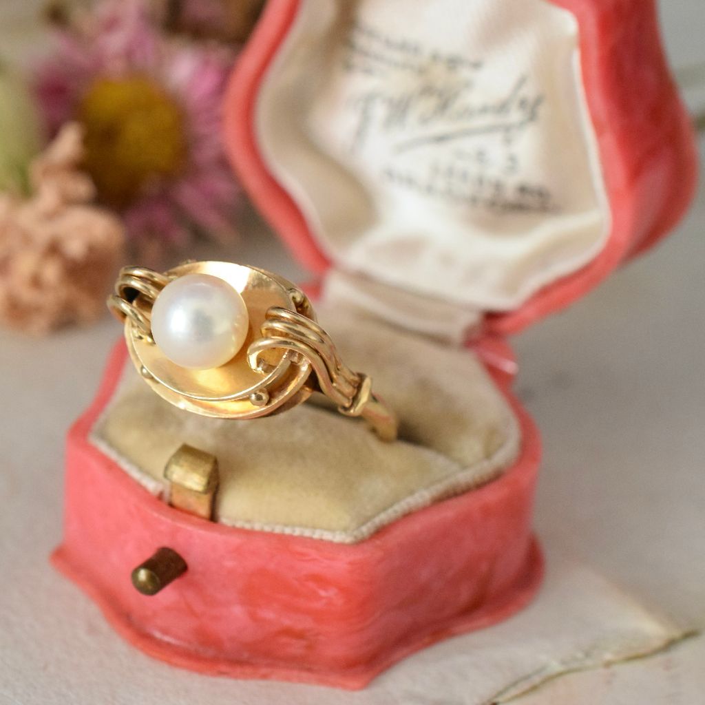 Vintage 18ct Yellow Gold Cultured Pearl Retro Style Ring