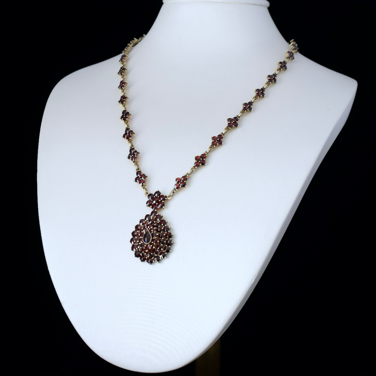 Antique Early 20th Century Bohemian Garnet Necklace Circa 1920