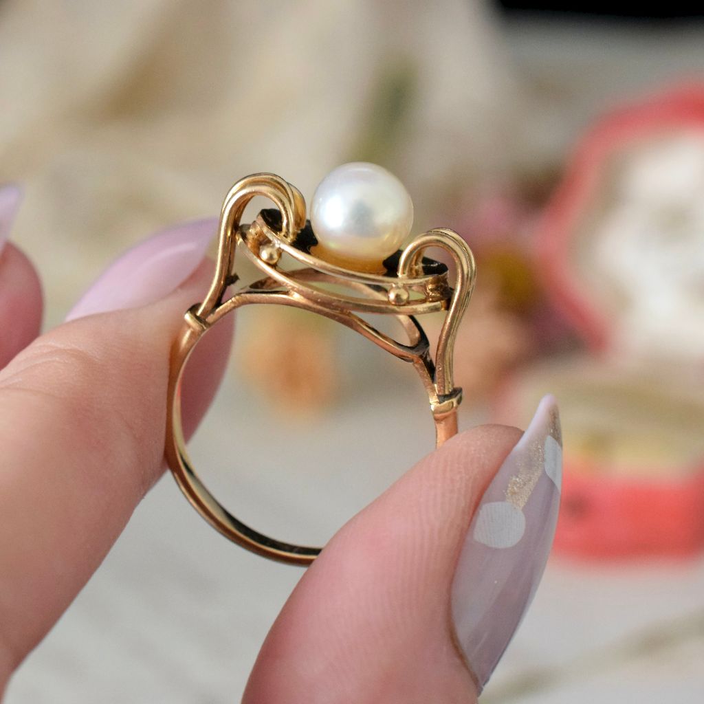 Vintage 18ct Yellow Gold Cultured Pearl Retro Style Ring