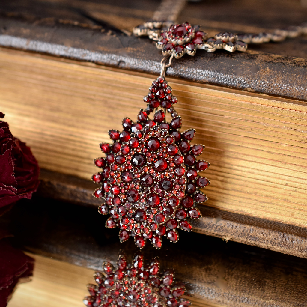 Antique Victorian Bohemian Garnet Locket And Garnet Cluster Chain Circa 1890-1900