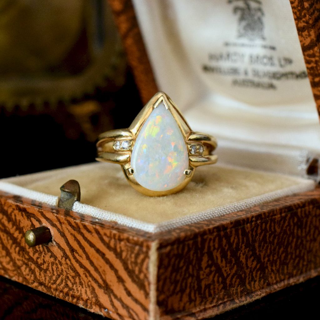 Modern 14ct Yellow Gold Solid Opal Diamond Ring