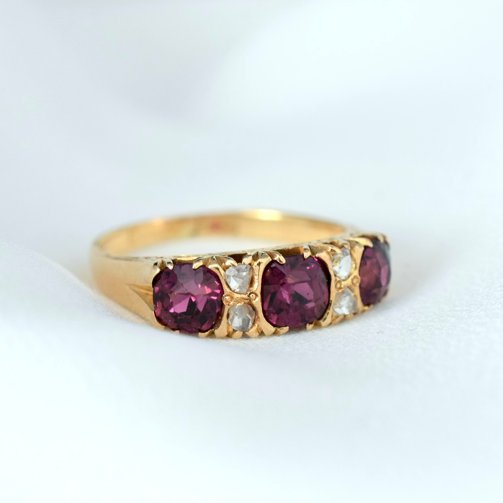 Antique Victorian 18ct Yellow Gold Garnet And Rose-Cut Diamond Ring 1876