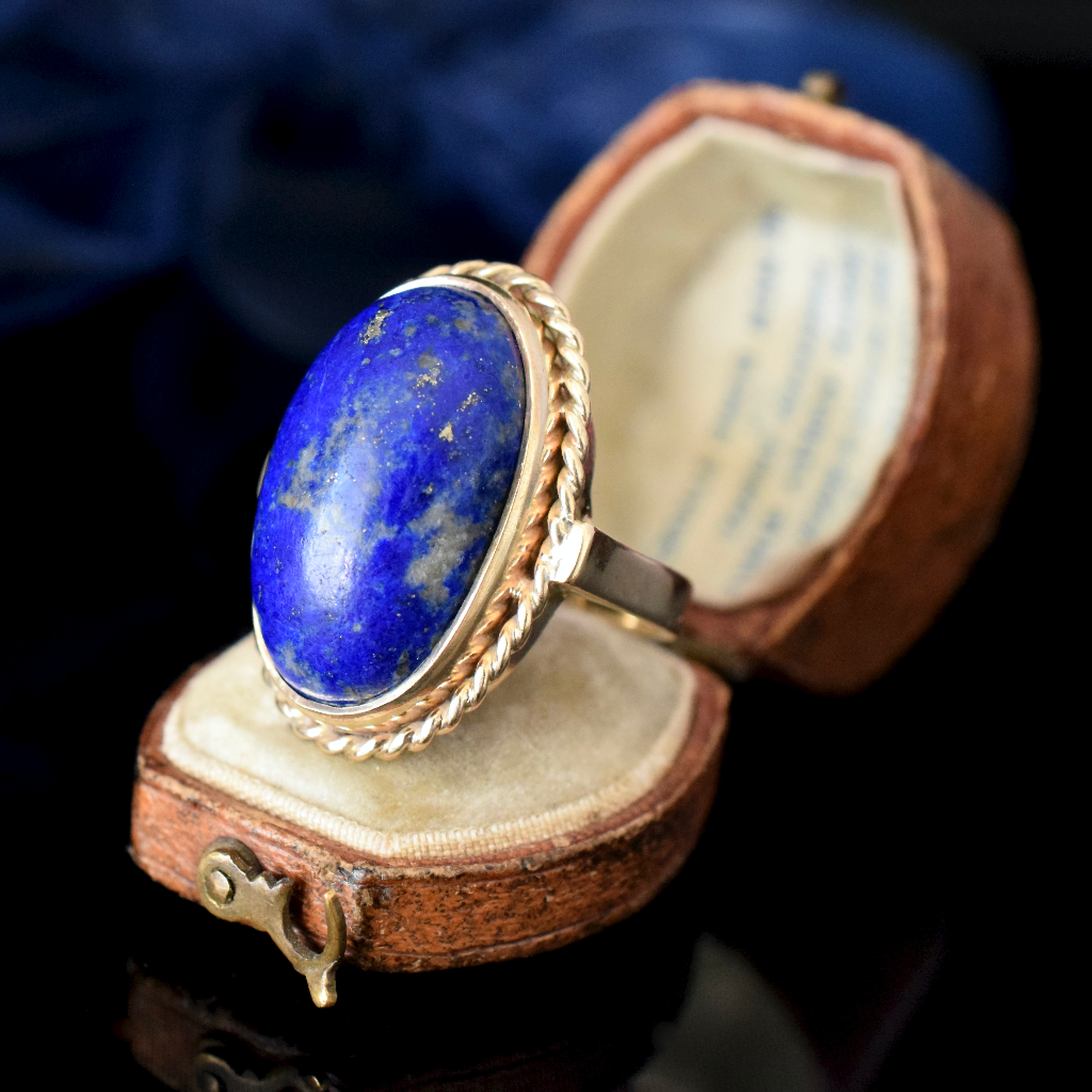 Vintage 9ct Yellow Gold Lapis Lazuli Cabochon Ring