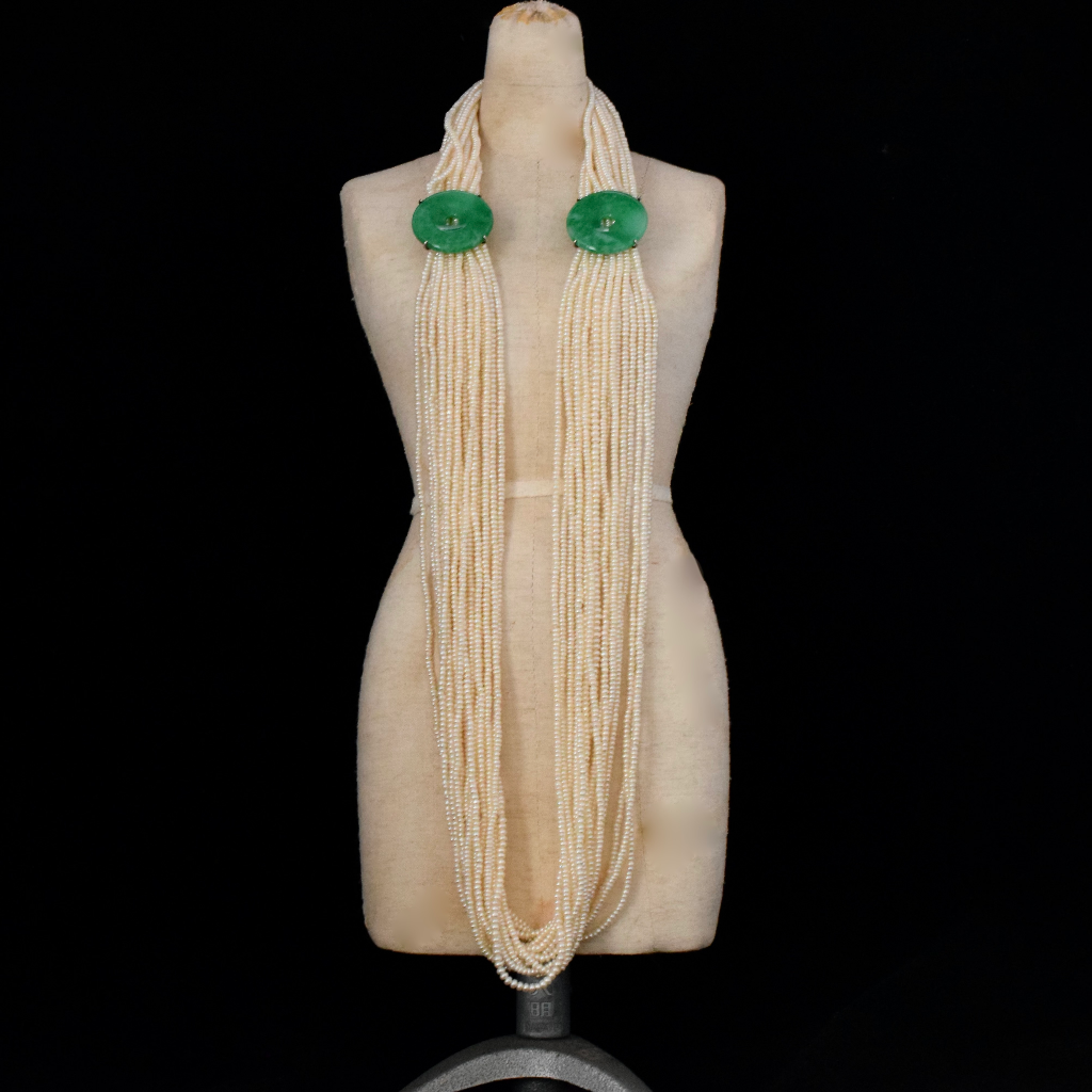 Modern Extraordinary Fresh Water Pearl And Jade Necklace Independent Valuation Included In Purchase For $4000 AUD