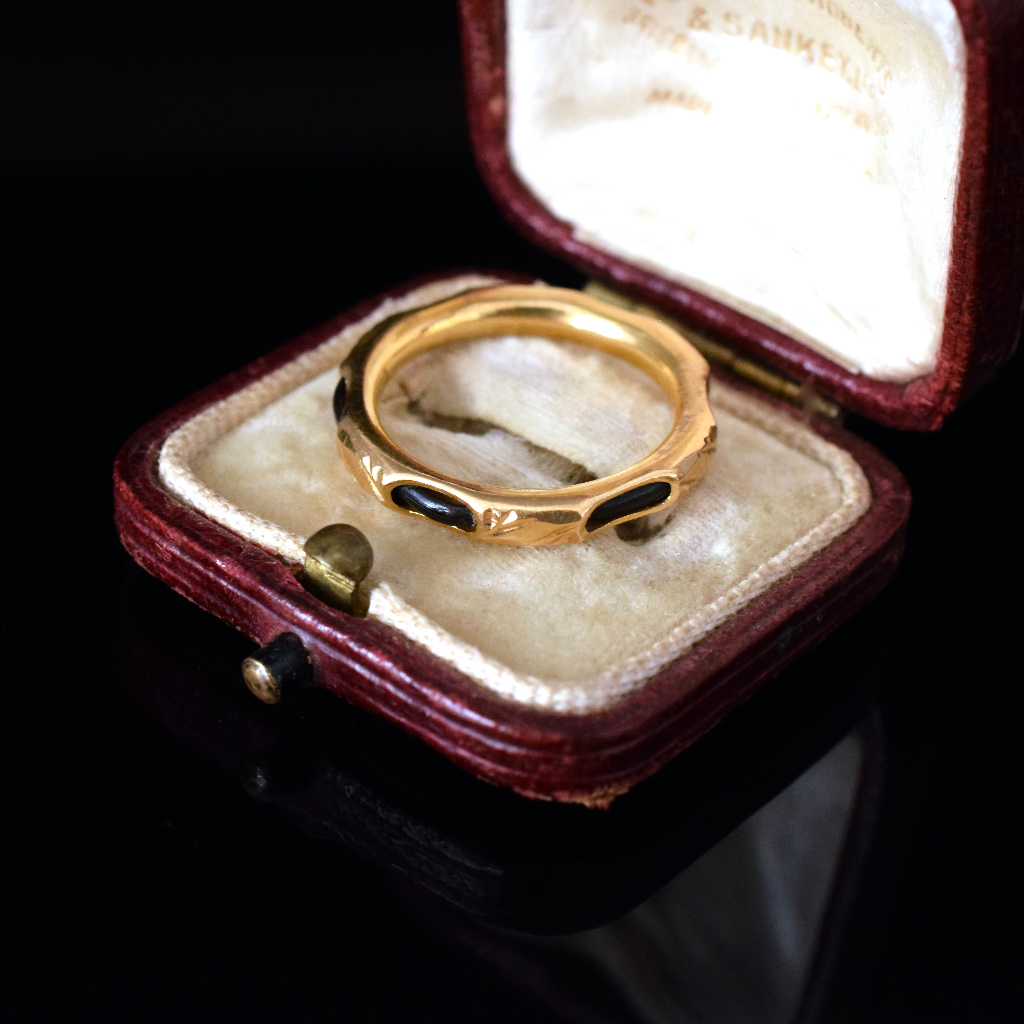18k Yellow Gold Ring With Polished Edging | Just Gold Jewellery Sydney