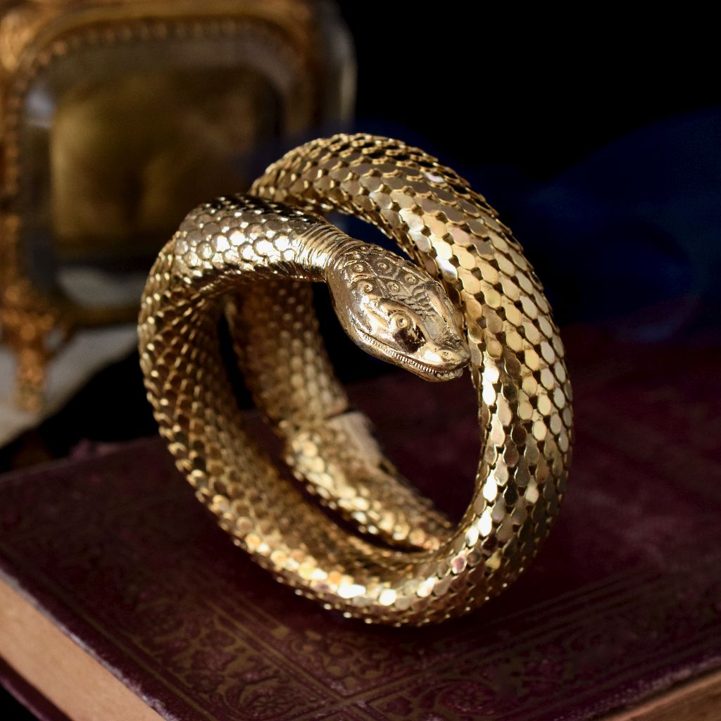 Vintage Whiting & Davis “Oromesh” Snake Bracelet 1950’s
