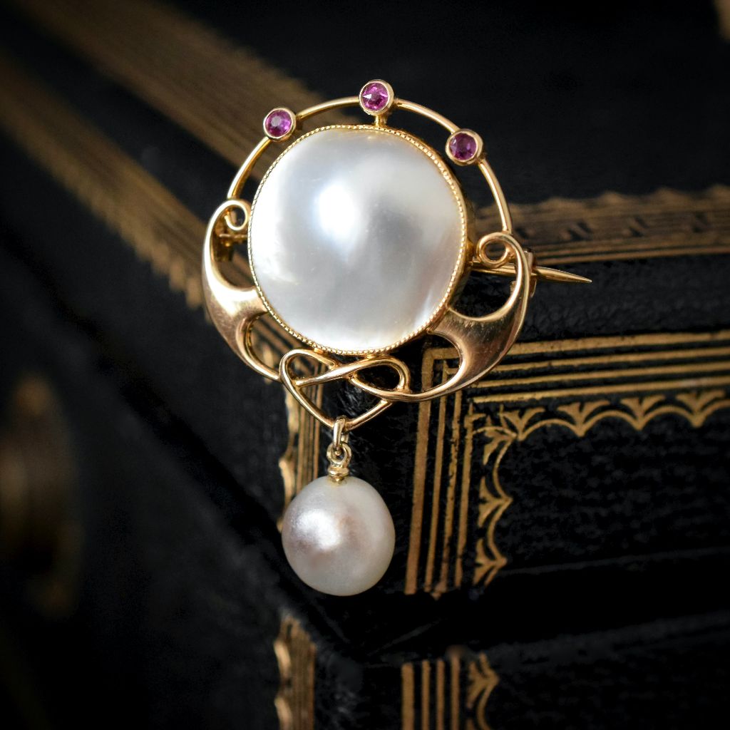 Antique Art Nouveau/Arts & Crafts 15ct Yellow Gold Pearl & Ruby Brooch Circa 1910