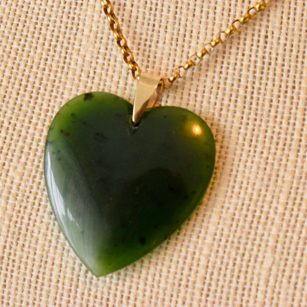 Antique/Vintage ‘Pounamu’ Greenstone Nephrite Jade Large Heart