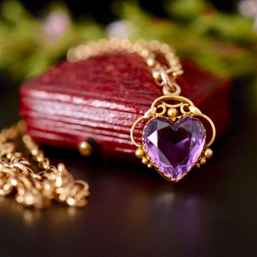 Antique 9ct Gold Dainty Carved Amethyst Heart Pendant